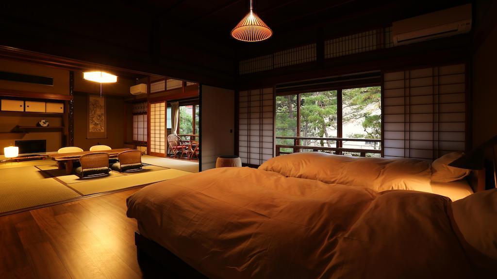 Hotel Mikiya Toyooka  Zimmer foto